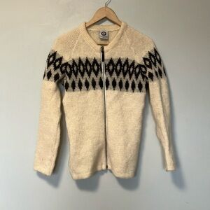 Icewear Iceland pure icelandic wool Cream and Black fair isle Zip Up cardigan